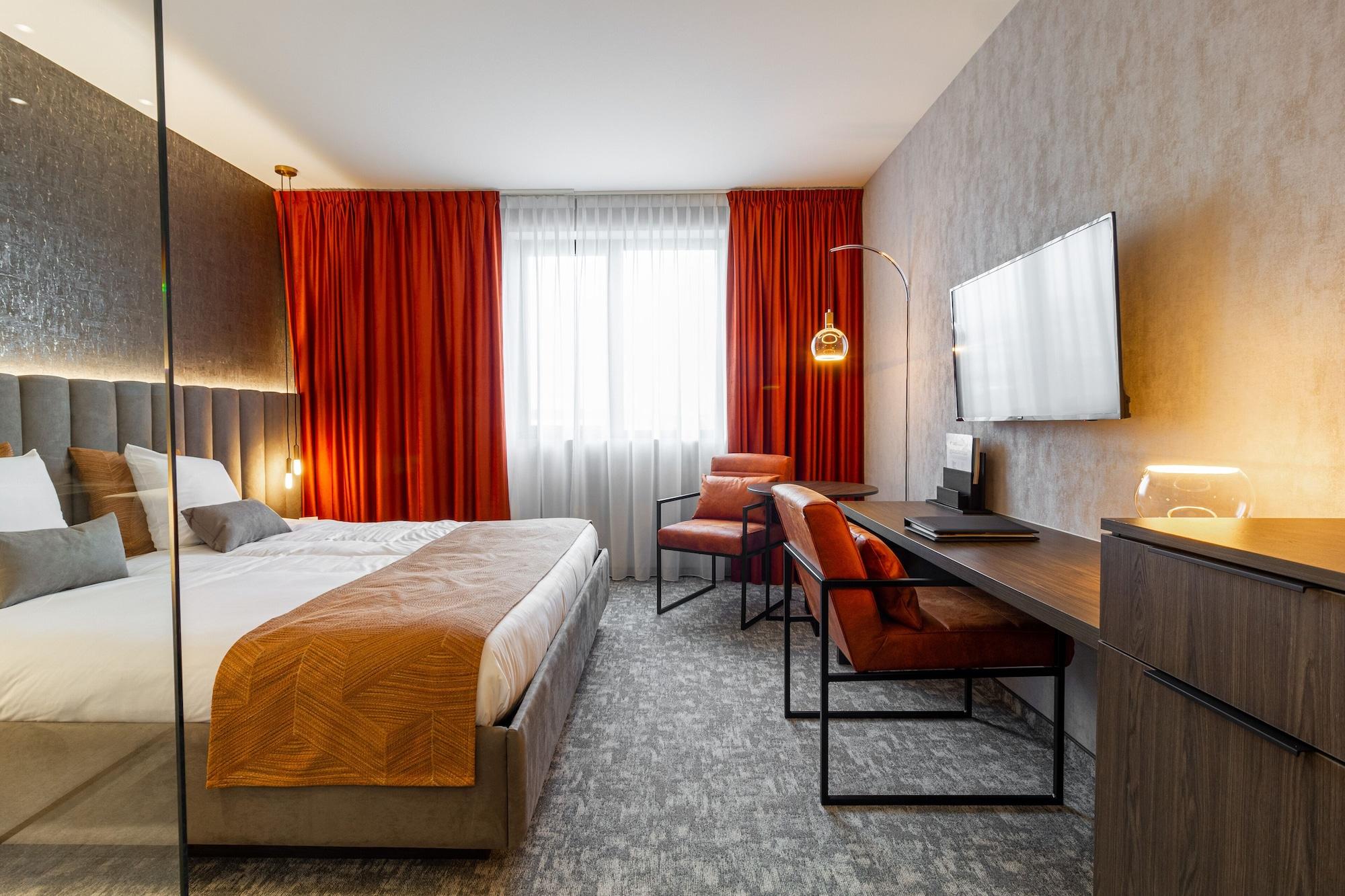 Van Der Valk Hotel Mons Congres & Spa Exterior foto